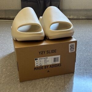 Yeezy Bone Size 12